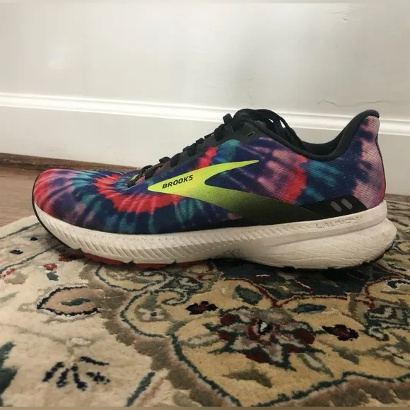 Brooks Tie-Dye Running Shoes