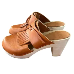BRYR | Women's Tan Leather Penny Tassel Clog Mid Heel, peel a boo sides, sz 6.5