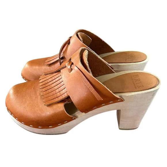BRYR | Women's Tan Leather Penny Tassel Clog Mid Heel, peel a boo sides, sz 6.5