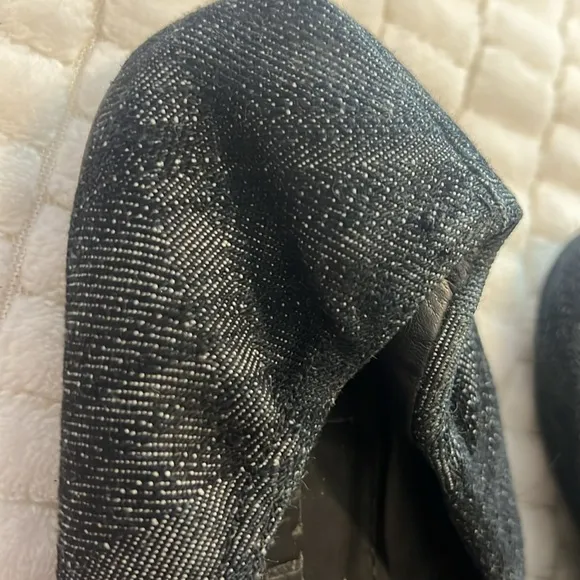 Burberry Black Flats with Decorative Toe