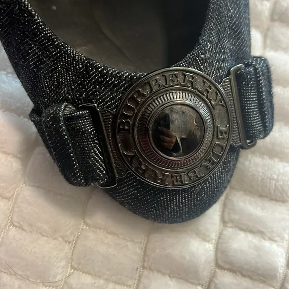 Burberry Black Flats with Decorative Toe