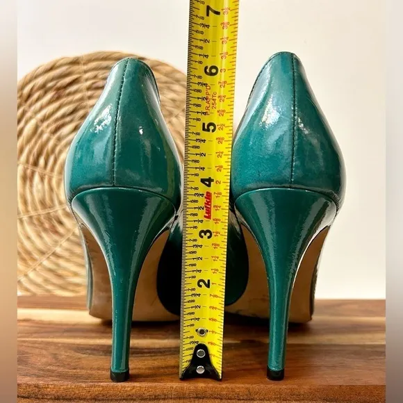 Butter Parker Patent Leather with Suede Heels in Peacock Teal Size 9