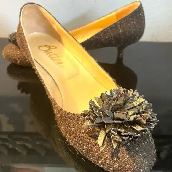 Butter Tweed Brown Gold Kitten Heel Pumps Women’s Shoes Size 7.5 Medium.
