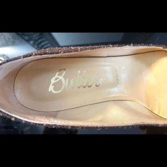 Butter Tweed Brown Gold Kitten Heel Pumps Women’s Shoes Size 7.5 Medium.