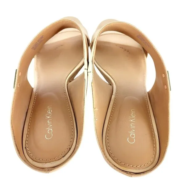 Calvin Klein Phyllis Nude Leather Studded Wedge Heel Double Strap Sandals Sz 10