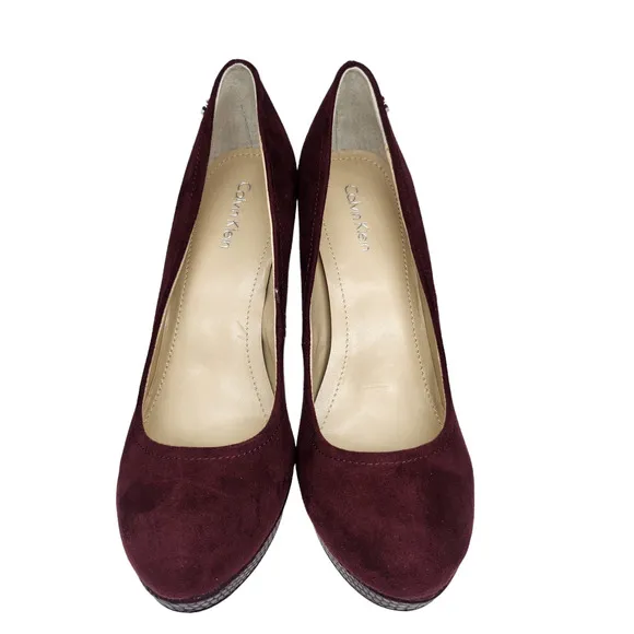 Calvin Klein Shoes Womens 7.5 Burgundy Red Heels Closed Toe Stiletto Embossed