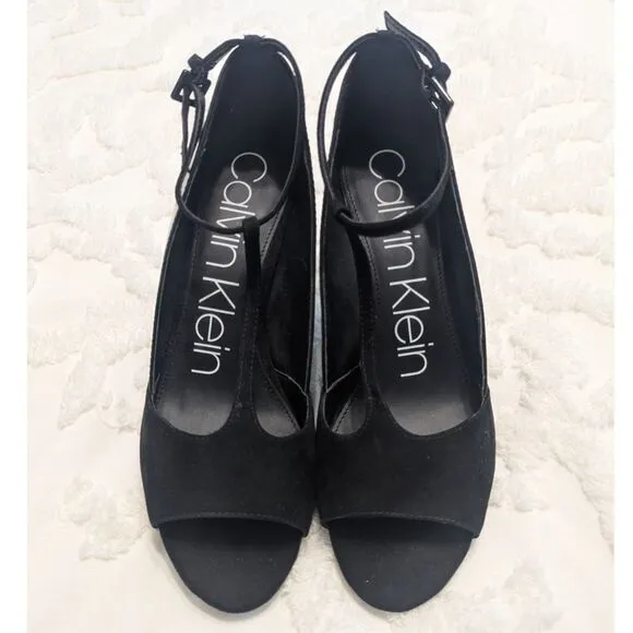 Calvin Klein Women's Nicolette Peep Toe T-Strap Classic Pumps – Black – Size 8