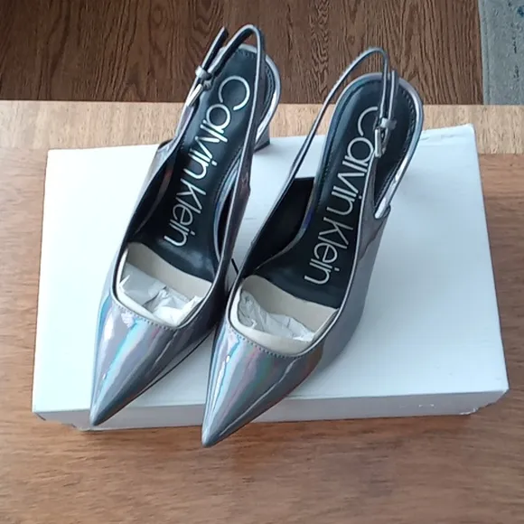 Calvin Klein women's shoes-NEW