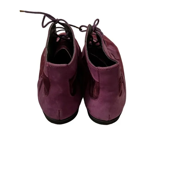 Calzature Under 18 Women’s Tie Up Wineberry Suede Embroidered Flat Shoes Size 10