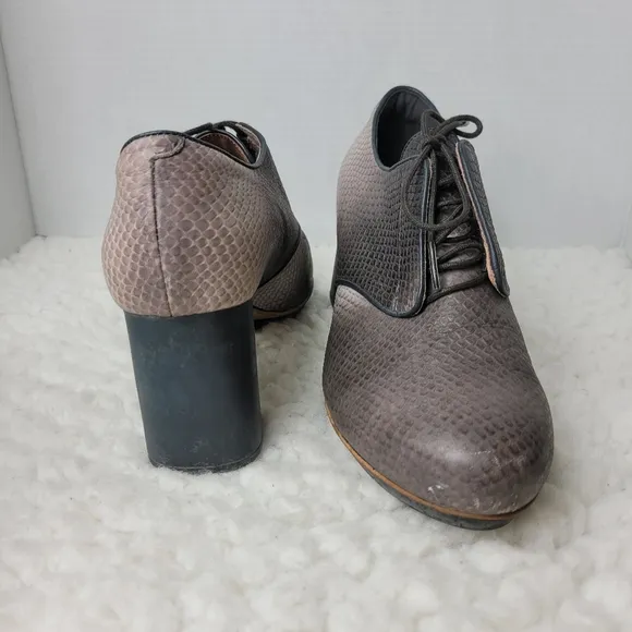 Camper Myriam Oxford Pumps Womens Size 9.5 Brown Snake Print Heel Shoes