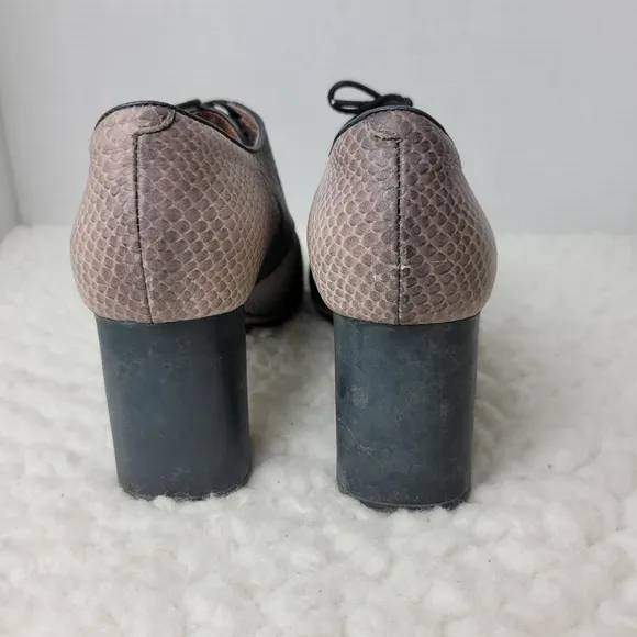 Camper Myriam Oxford Pumps Womens Size 9.5 Brown Snake Print Heel Shoes