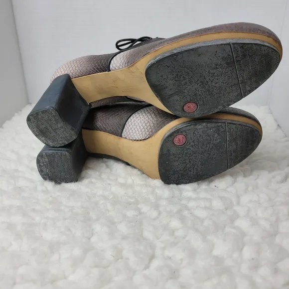 Camper Myriam Oxford Pumps Womens Size 9.5 Brown Snake Print Heel Shoes