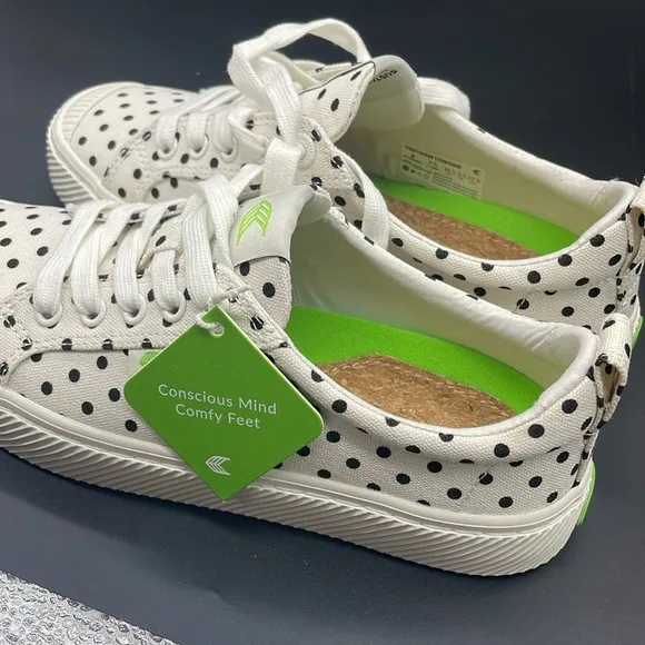 Cariuma OCA Low Black Polka Dots CanvasSneaker Shoes Womens