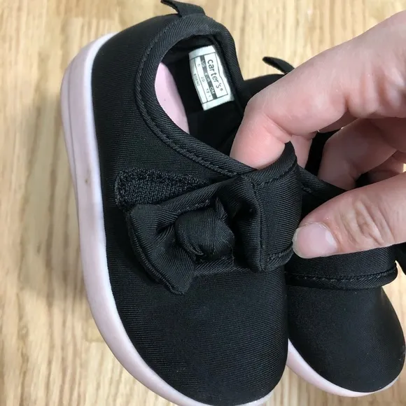 Carters Black Bow Stick Closure Shoes Sz 6 Kids