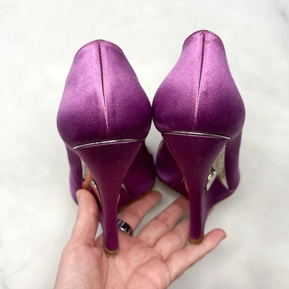 CASADEI Silk Satin Engraved Logo Metal Ring Cutout Wedge Heel Pumps Vintage 6.5