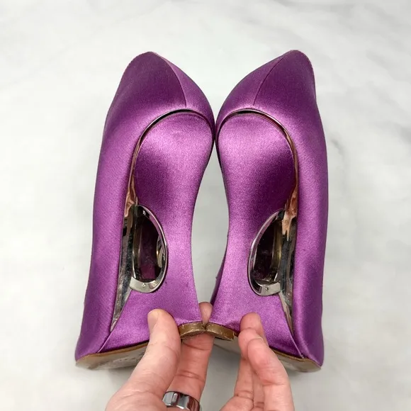 CASADEI Silk Satin Engraved Logo Metal Ring Cutout Wedge Heel Pumps Vintage 6.5