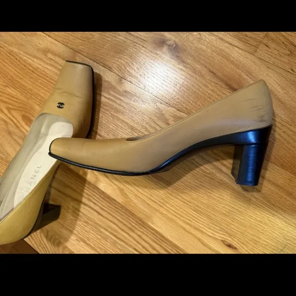 Chanel Vintage Pumps Shoes Heels 11