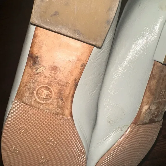 Chanel White and Silver Women's Shoes