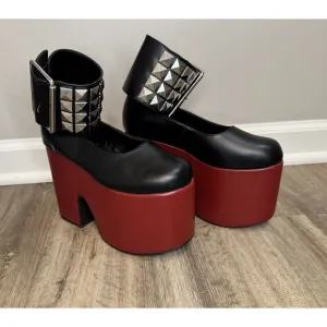 Charla Tedrick Bravata Platform - 7 Medium, Excellent Condition LOOKS NEVER WORN