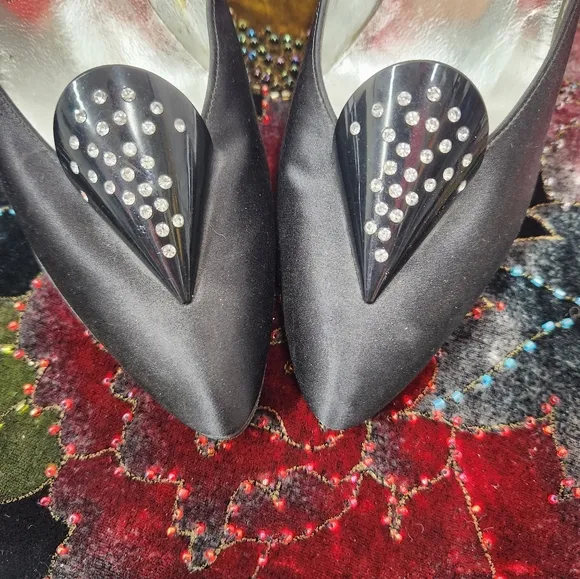 Charles Jourdan Paris Shoes