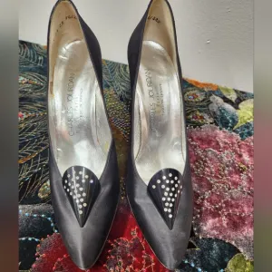 Charles Jourdan Paris Shoes