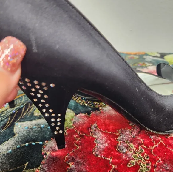 Charles Jourdan Paris Shoes