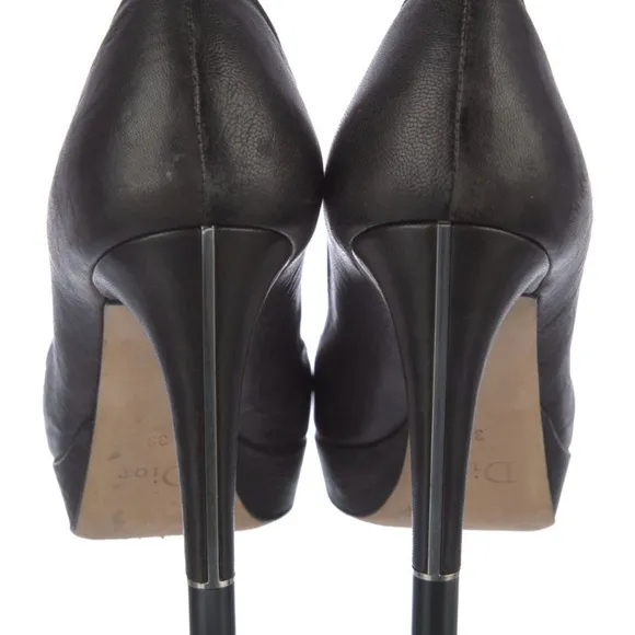 Christian Dior High Heel Leather Pumps