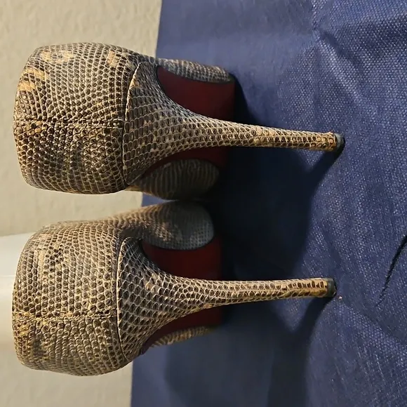 Christian Louboutin Beige Ankle
