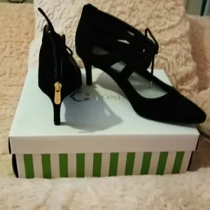 Christian Siriano &quot;Scarlett&quot; Suede Cut Out Heels NWT