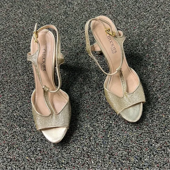 CHUCKIES VERO CUOIO Gold Sparkly Strappy Platform Stiletto Italy Heels Shoes 7.5