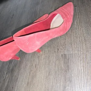 Clarkes Red Pump 6.5
