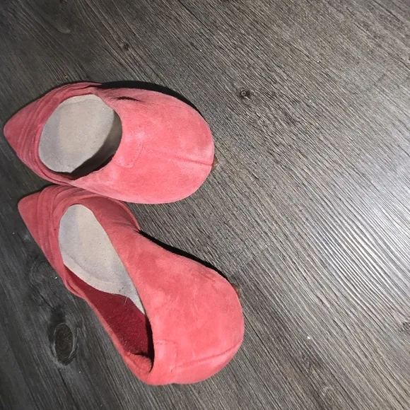 Clarkes Red Pump 6.5