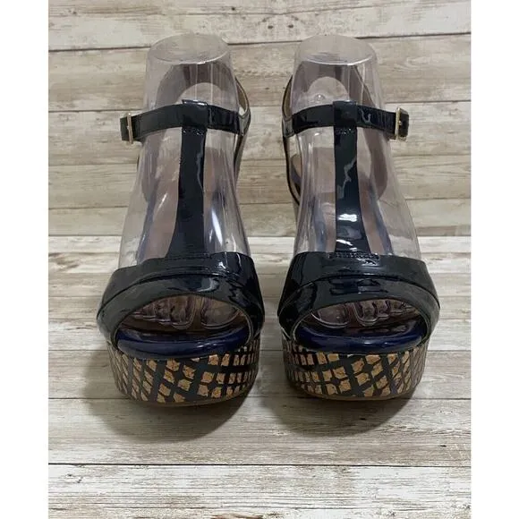 Clarks Heels Womens Size 9M Navy Patent Leather Strappy Wedge Sandals