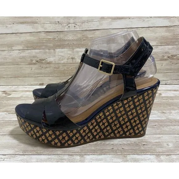 Clarks Heels Womens Size 9M Navy Patent Leather Strappy Wedge Sandals