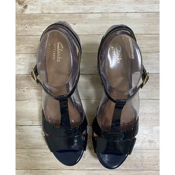 Clarks Heels Womens Size 9M Navy Patent Leather Strappy Wedge Sandals