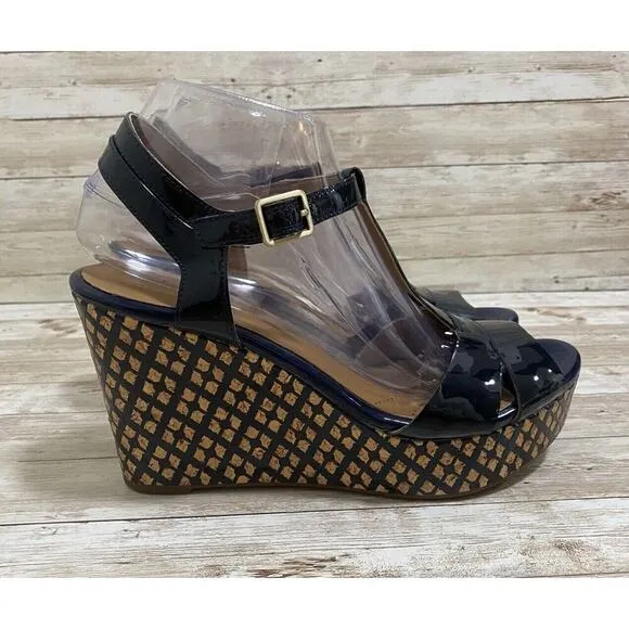 Clarks Heels Womens Size 9M Navy Patent Leather Strappy Wedge Sandals