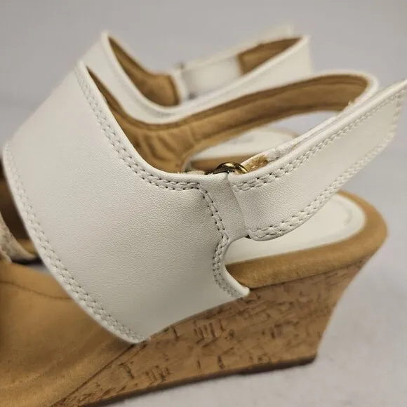 Clarks Kyarra Faye Sandals Size 7.5 Leather 26171239 Cork Wedge White Floral NEW