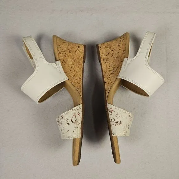 Clarks Kyarra Faye Sandals Size 7.5 Leather 26171239 Cork Wedge White Floral NEW