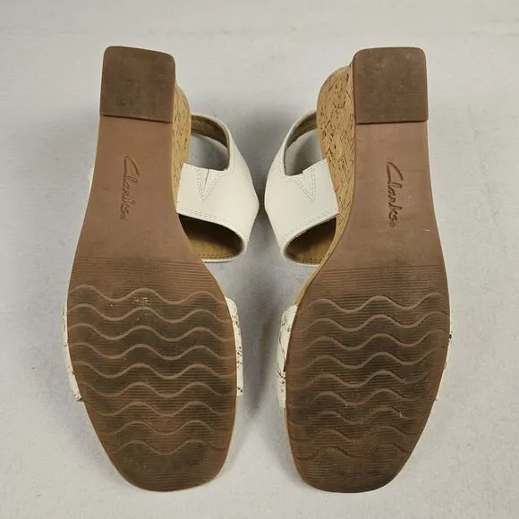 Clarks Kyarra Faye Sandals Size 7.5 Leather 26171239 Cork Wedge White Floral NEW