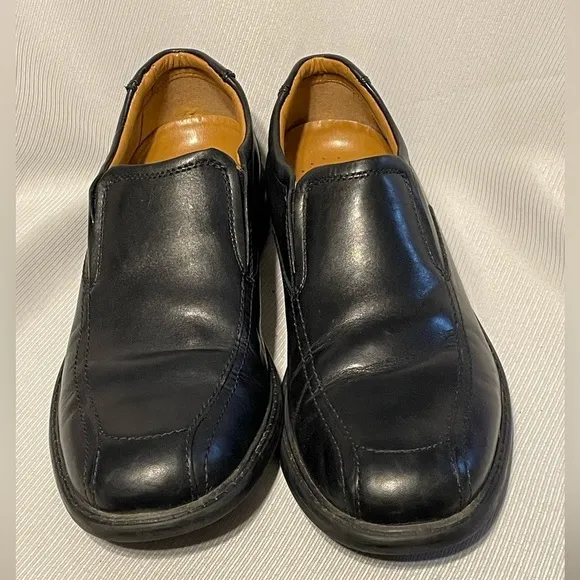 Clarks men’s size 9 black leather dress loafer shoes