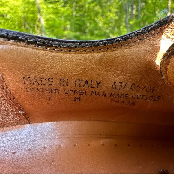 Clark’s Vintage Unique Maroon Leather Dress Shoes