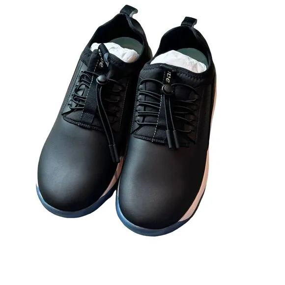 CLOVE Unisex Night Shift Slip-On Fluid-Resistant Shoes Black size W11/M9.5 NWOB