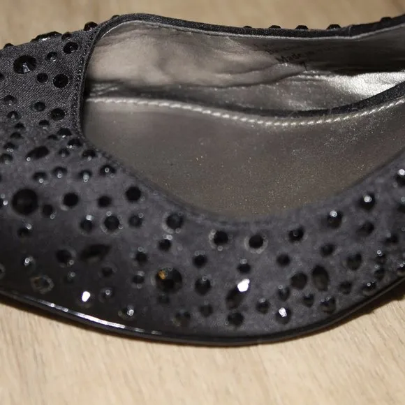 Coach And Four Beaded Shoes Sling- Back Pumps Heel Women's Size 7 Black