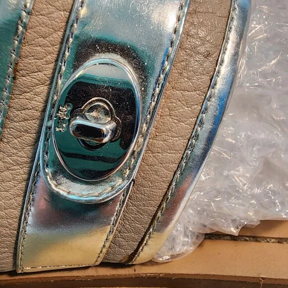 COACH Eileen Leather Turn Lock Slide Sandals Flip Flops Chalk Silver Sz 10 B