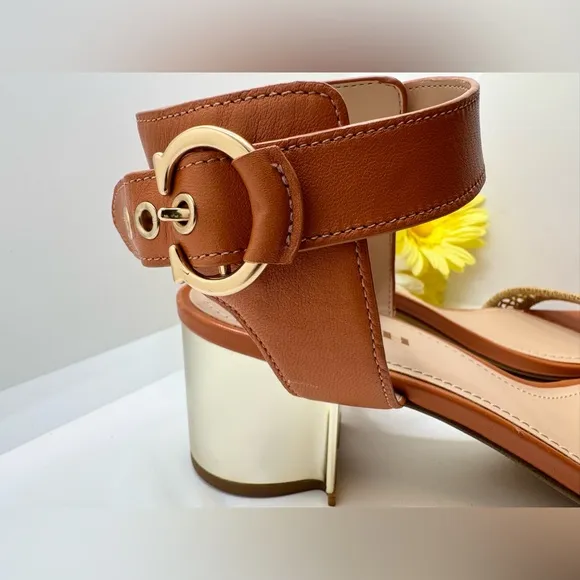 COACH Hazelnut Marci  Leather Sandal Sz 10B
