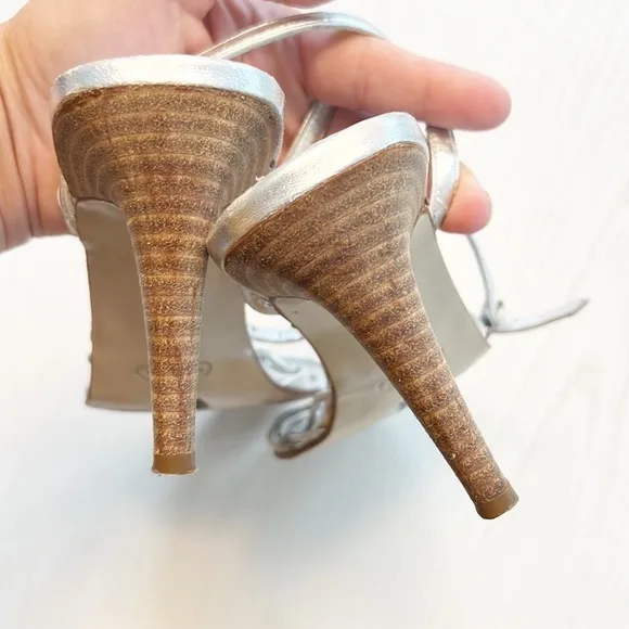 Coach Lanie Strappy Leather Heeled Sandals Silver size 11 Made in Italy
