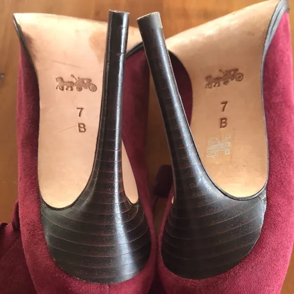 Coach Lena Lace Up Gladiator‎ Peep Toe Zip Back Bootie Burgundy Suede Sz 7 - EUC