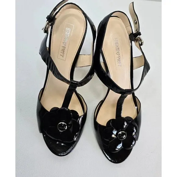 COACH Poppy Horizon Black Patent Leather Flower Ankle Heeled Sandals Sz 10 B