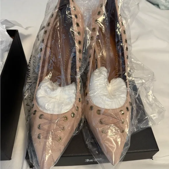Coach Tan Heels with Elegant Tie Design