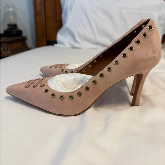 Coach Tan Heels with Elegant Tie Design
